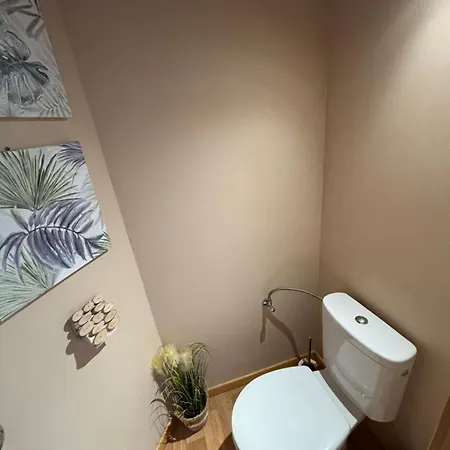 Panzió Au Petit Nid Froissart 3*